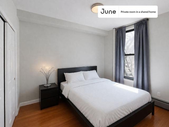 Apartment for rent in Arverne, New York