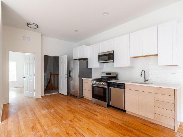 Apartment for rent in Chicago Park, Illinois