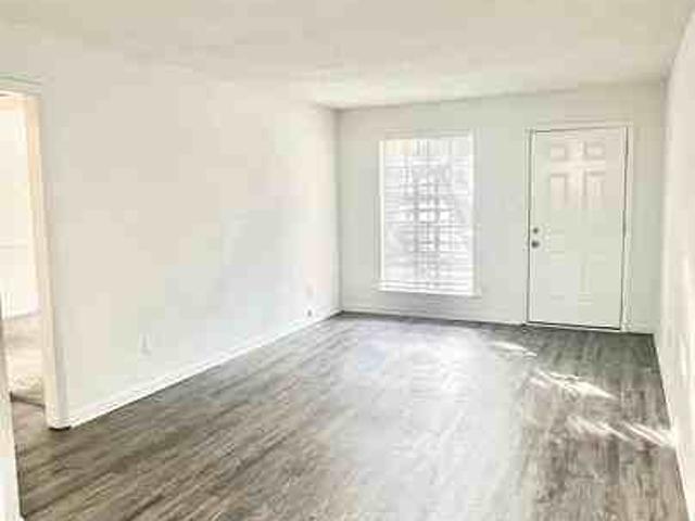 Apartment for rent in Hoover, Alabama