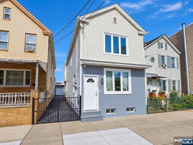 Apartment for rent in East Newark, Hudson County