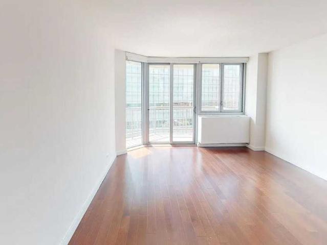 Apartment for rent in Arverne, New York