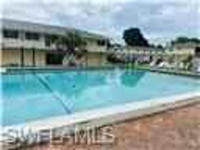 Apartment for rent in Naples, Florida