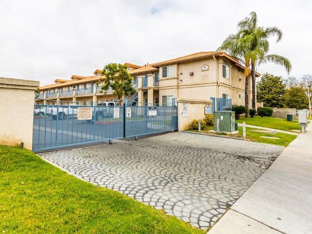 Apartment for rent in Perris, California