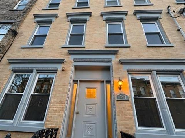 Apartment for rent in Hudson, New Jersey