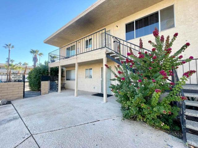 Apartment for rent in Cathedral City, California