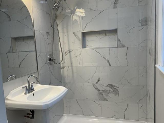 Apartment for rent in Lowell, Massachusetts