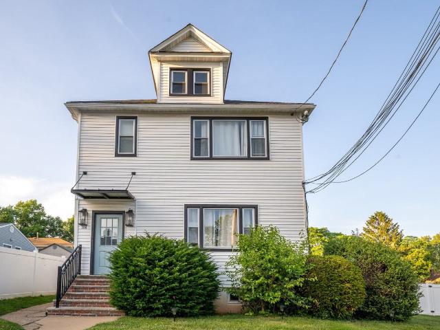 Apartment for rent in Clark, New Jersey
