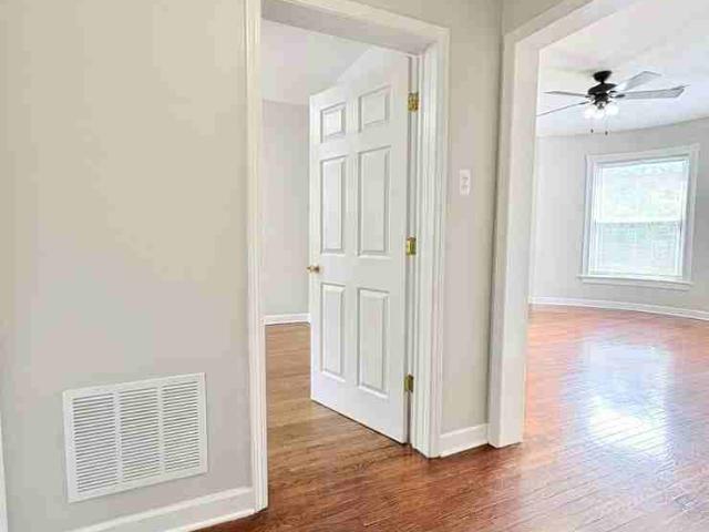 Apartment for rent in Chicago Park, Illinois