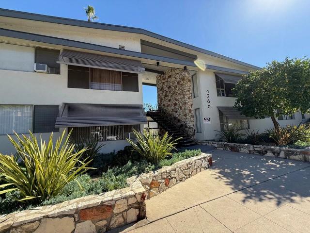 Property for rent in Canoga Park, California