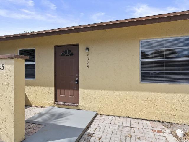 Apartment for rent in Pompano Beach, Florida