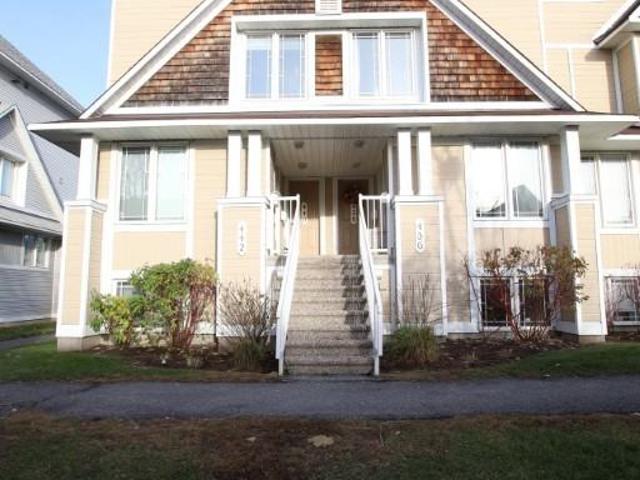 Apartment for rent in Mulhurst Bay, Ontario