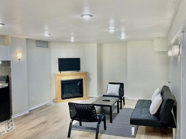 Apartment for rent in Ancaster, Ontario