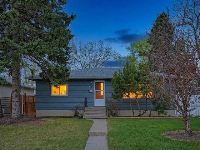 Apartment for rent in Cambrian Heights, Calgary