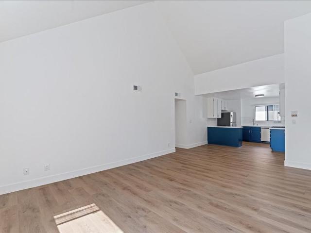 Apartment for rent in Glendale, California