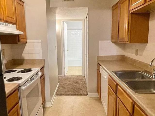 Apartment for rent in Louisville, Jefferson County