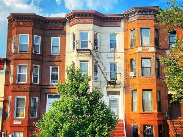 Apartment for rent in Arverne, New York