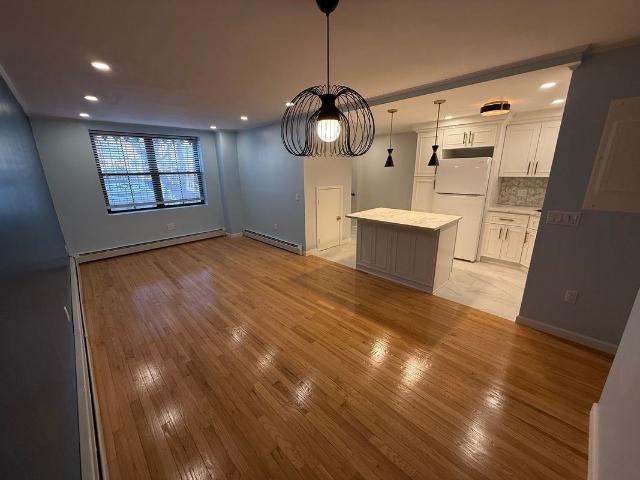 Apartment for rent in Arverne, New York