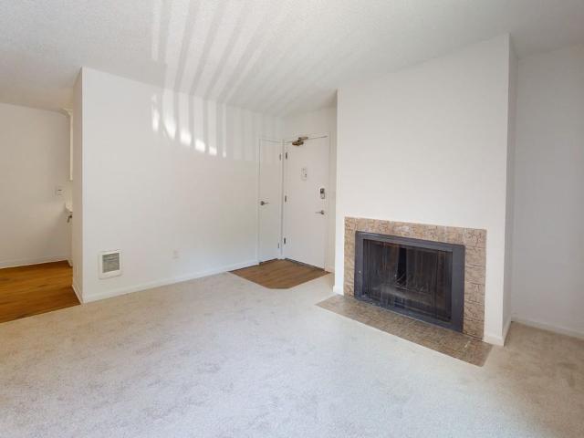 Apartment for rent in Novato, California