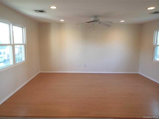 Apartment for rent in Babylon, New York