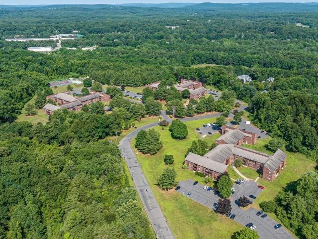Apartment for rent in Avon, Connecticut