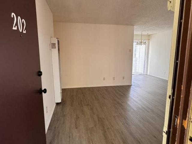 Apartment for rent in Long Beach, California