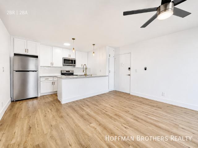 Apartment for rent in Canoga Park, California
