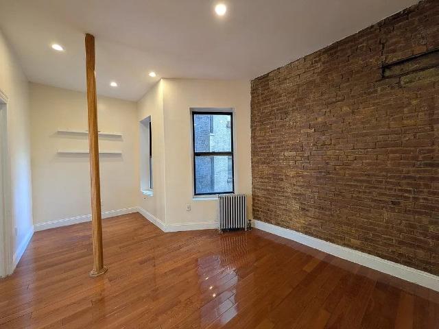Apartment for rent in Arverne, New York