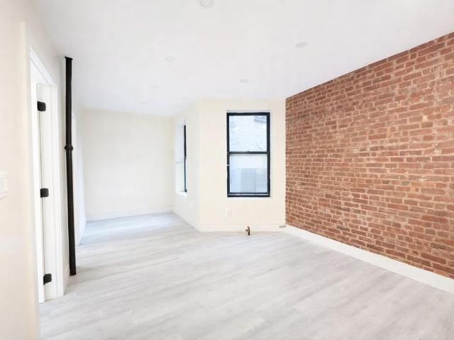 Apartment for rent in Arverne, New York