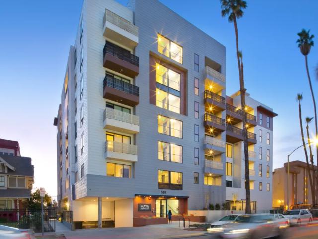 Apartment for rent in Canoga Park, California