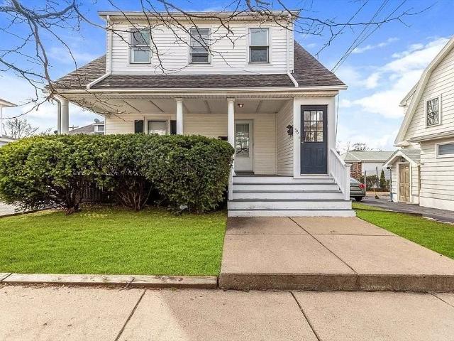 Apartment for rent in Melrose, Middlesex County