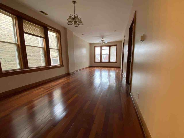 Apartment for rent in Chicago Park, Illinois