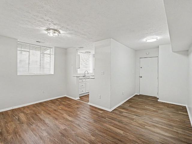 Apartment for rent in Roselawn, Ohio