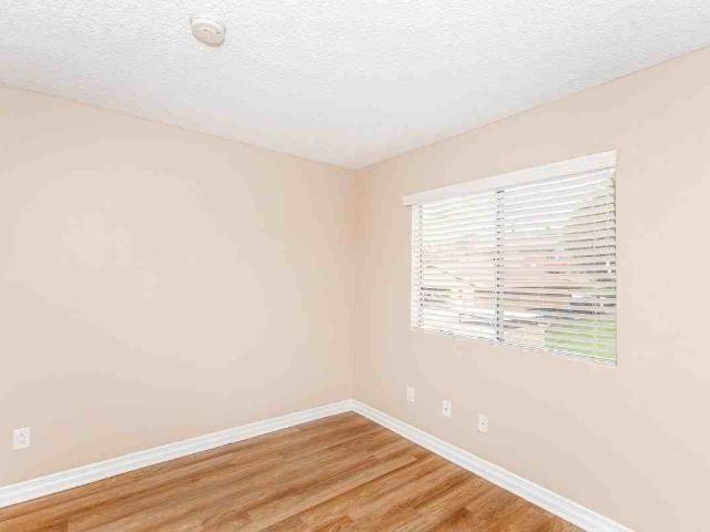 Apartment for rent in Palmdale, California