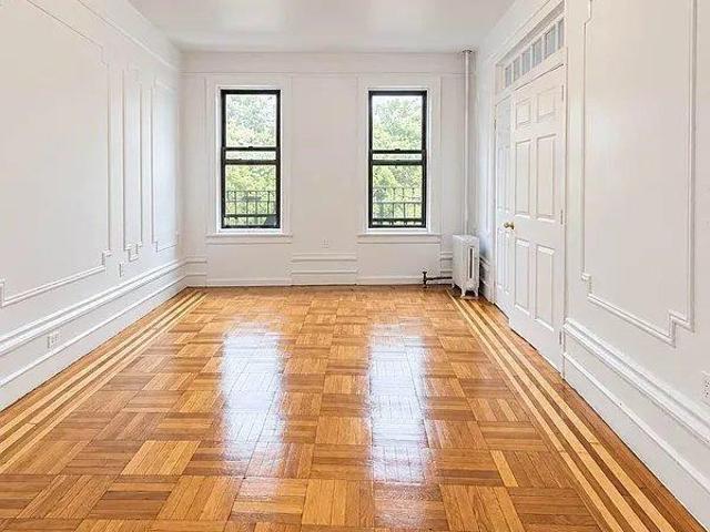 Apartment for rent in Arverne, New York
