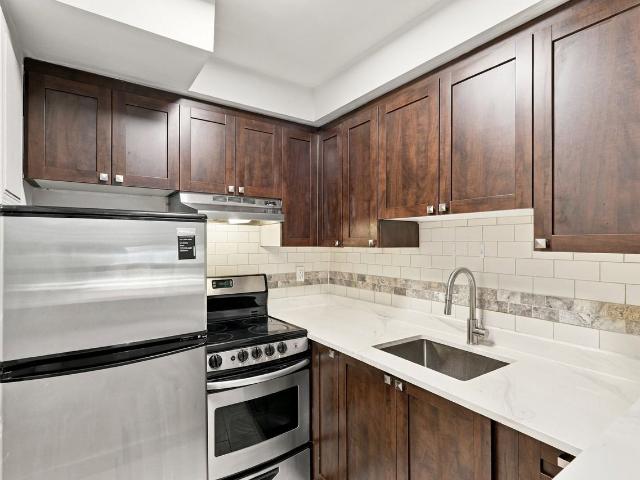 Apartment for rent in Côte-Saint-Luc, Montréal (région administrative)