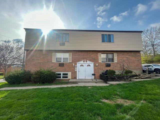 Apartment for rent in Roselawn, Ohio