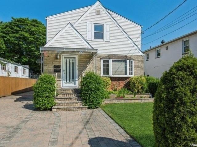 Apartment for rent in Nassau, New York