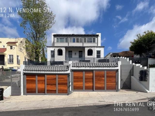 Apartment for rent in Canoga Park, California