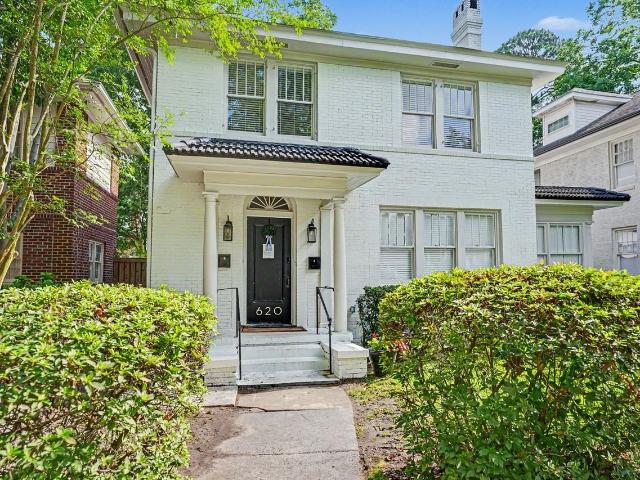 Apartment for rent in Savannah, Georgia