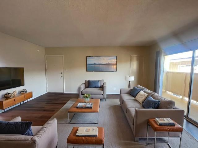 Apartment for rent in Inglewood, California