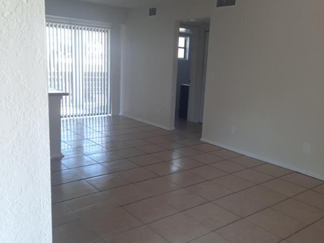 Apartment for rent in Pinellas Park, Florida