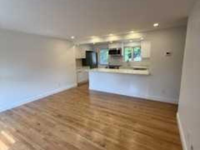 Apartment for rent in Old Spain, Hingham