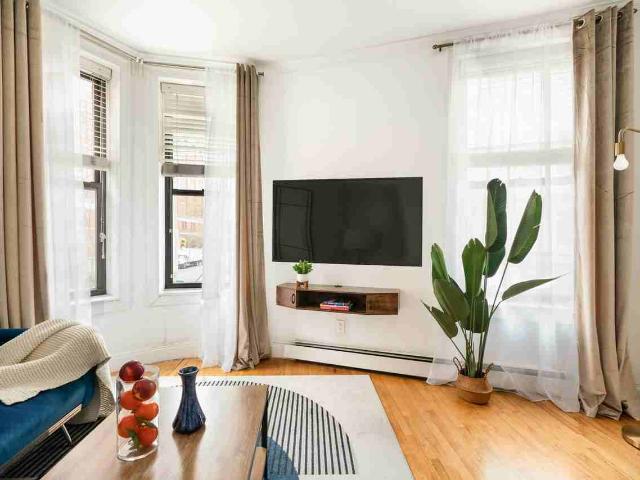 Apartment for rent in Arverne, New York