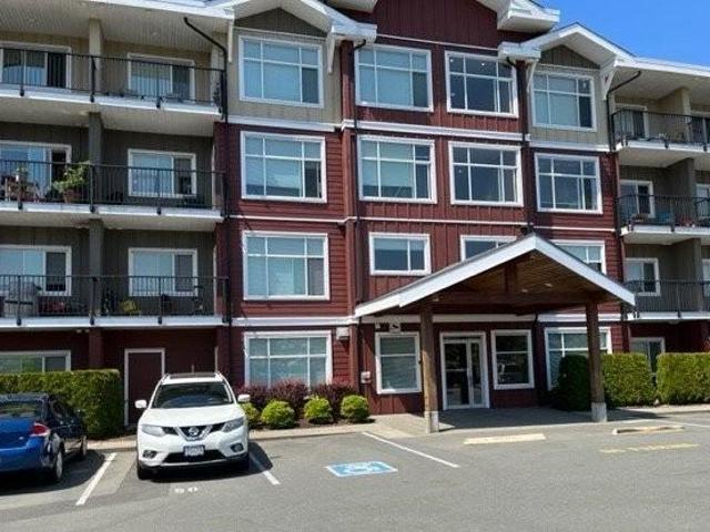 Apartment for rent in Strathcona, British Columbia