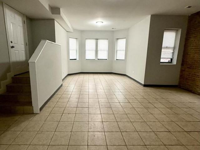 Apartment for rent in Chicago Park, Illinois