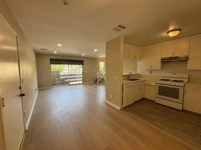 Apartment for rent in Panorama City Neighborhood Council District, Canoga Park