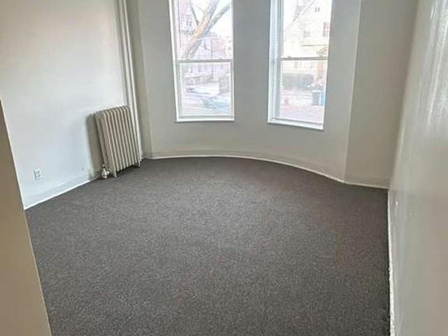 Apartment for rent in Chicago Park, Illinois