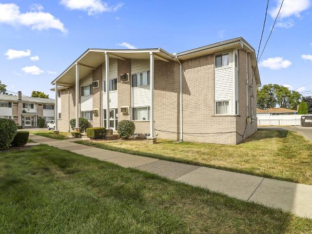 Apartment for rent in Lincoln Park, Wayne County
