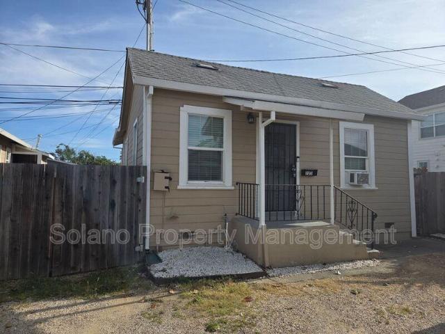 Apartment for rent in Solano, California