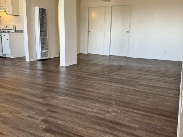 Apartment for rent in Canoga Park, California